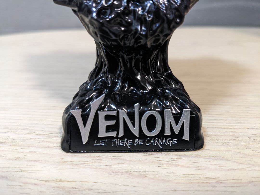 ホットトイズ 1/6スケール ヴェノム エディ バスト - メルカリ