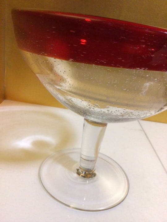 ガラス器。フルーツポンチ。かき氷。パフェ。など。。。ちと大きい。。。