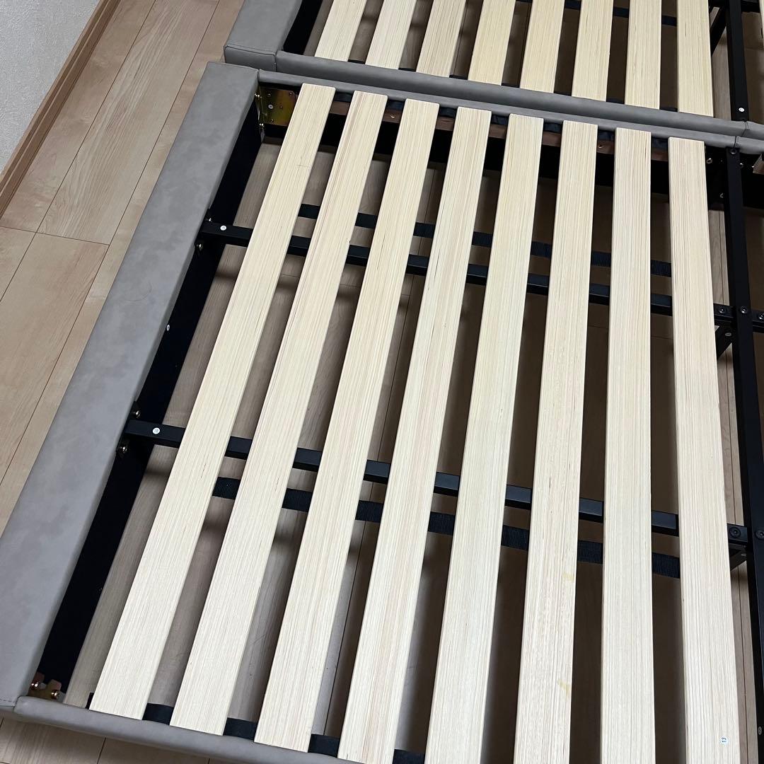 ラシク　RASIK レザー調ベッド 『ノビリス』 グレージュ　セミダブル