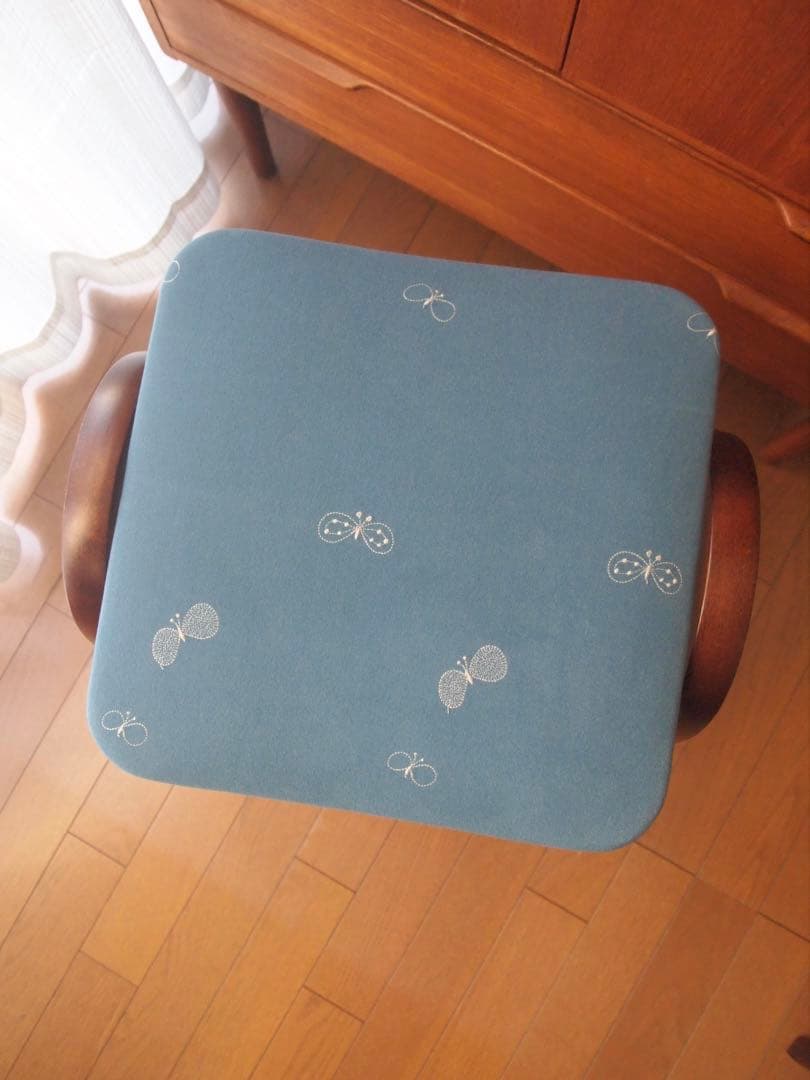 ミナペルホネン 秋田木工 剣持スツールB ハンドメイド タンバリン 生地