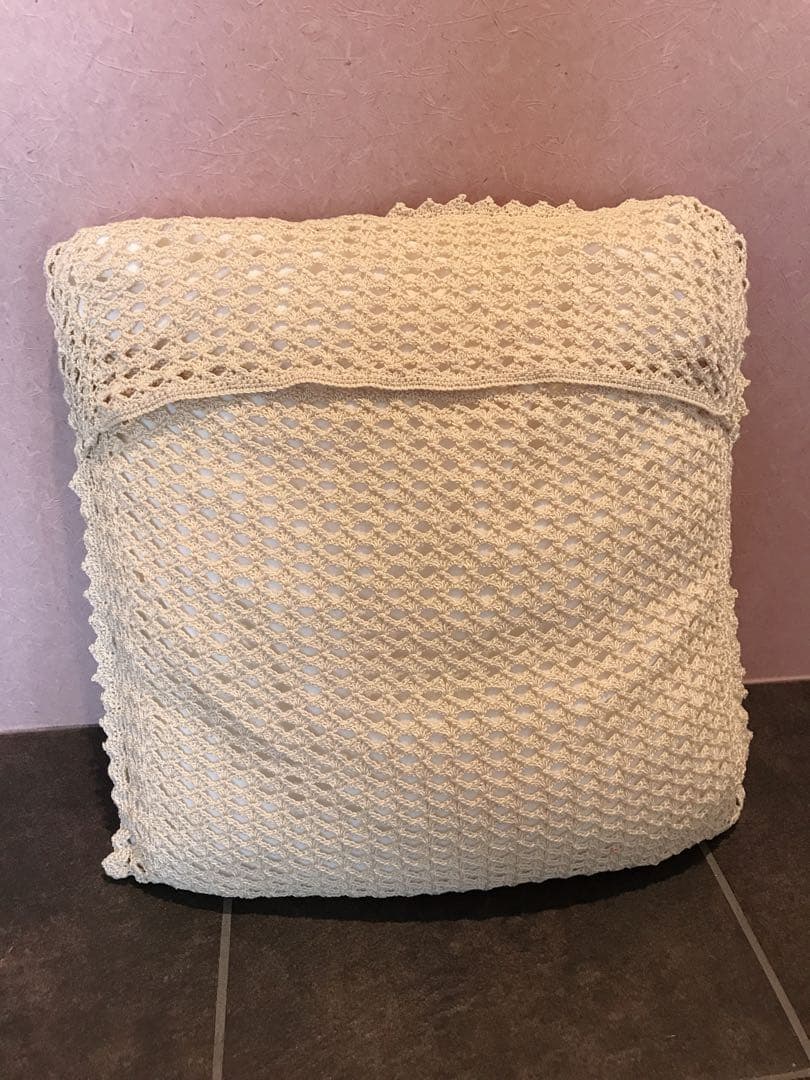 レース編み クッションカバー 編み物 ハンドメイド