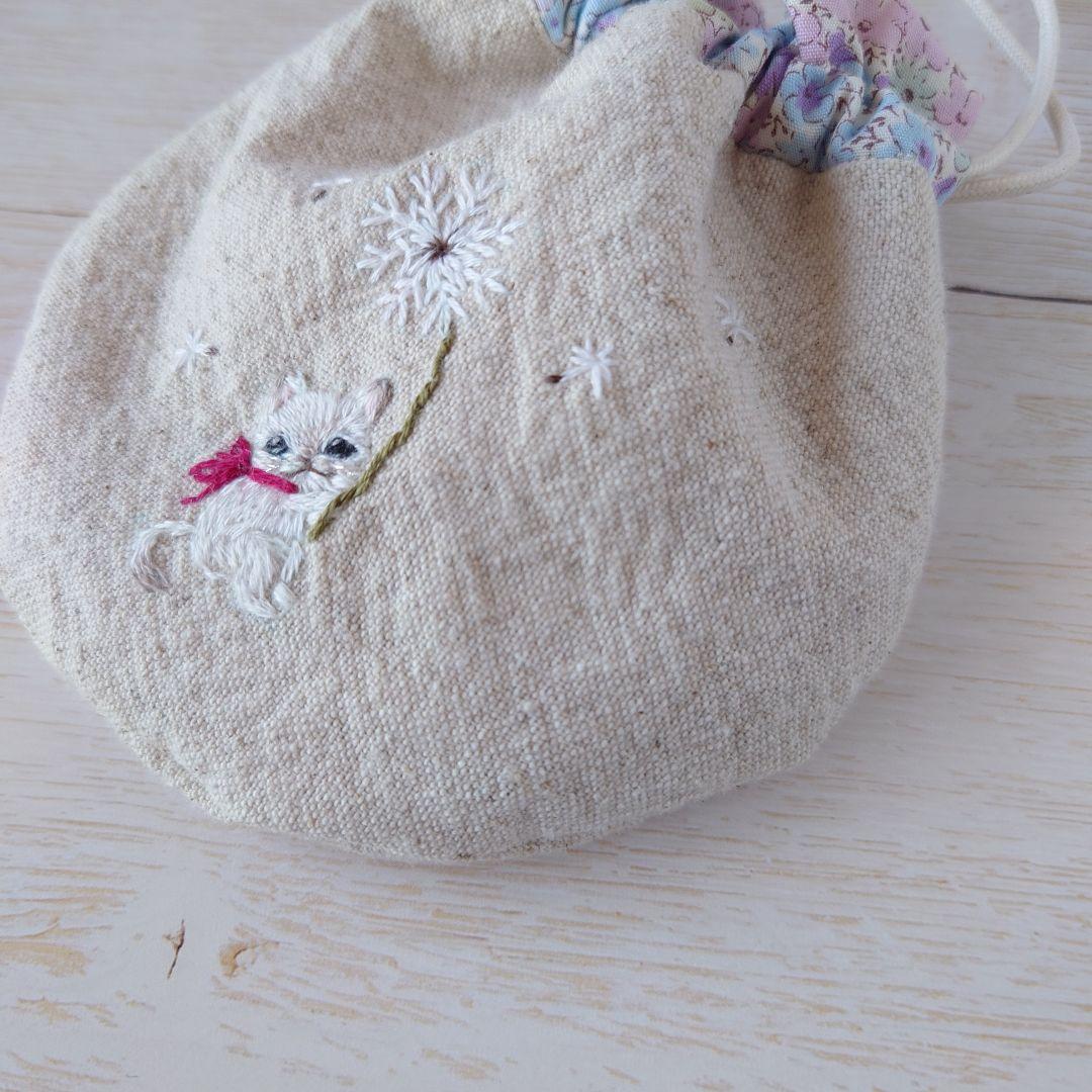 ちっちゃな巾着 サシェ M ／詰替タイプ【猫と綿毛】