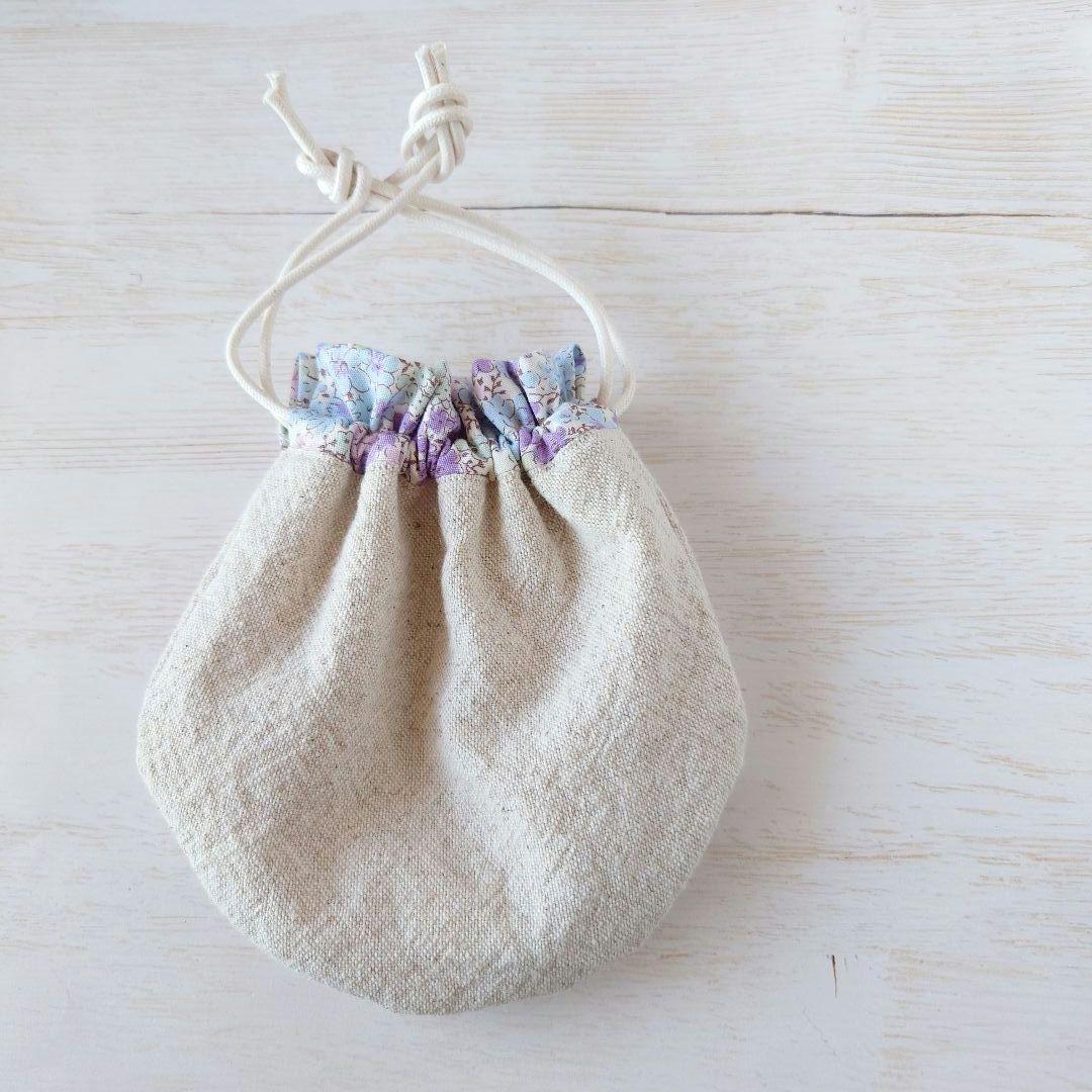 ちっちゃな巾着 サシェ M ／詰替タイプ【猫と綿毛】