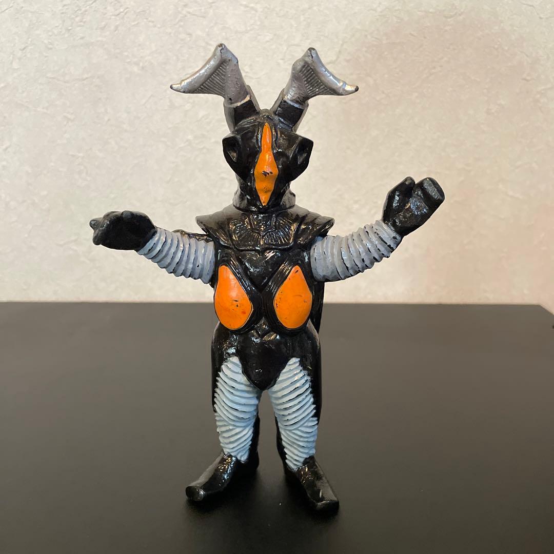 BANDAI ウルトラ怪獣 ゼットン ソフビ フィギュア - メルカリ