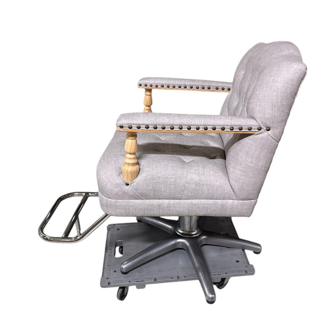 mateli design バーバーチェア 美容室　椅子　スタイリングチェア