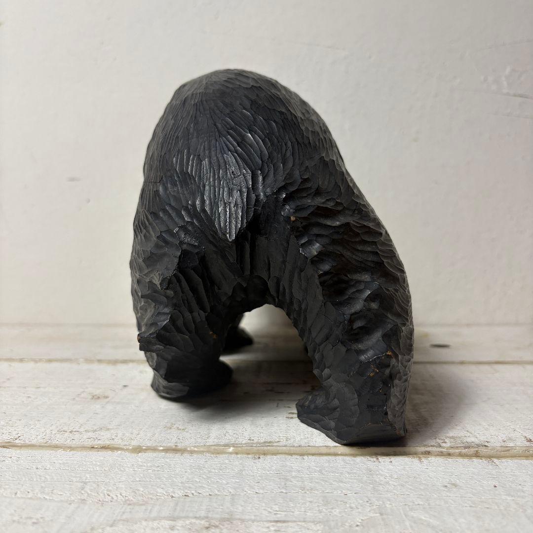 木彫りの熊　鮭喰い熊　毛彫り　ガラス目　生き生き表情　作者不詳