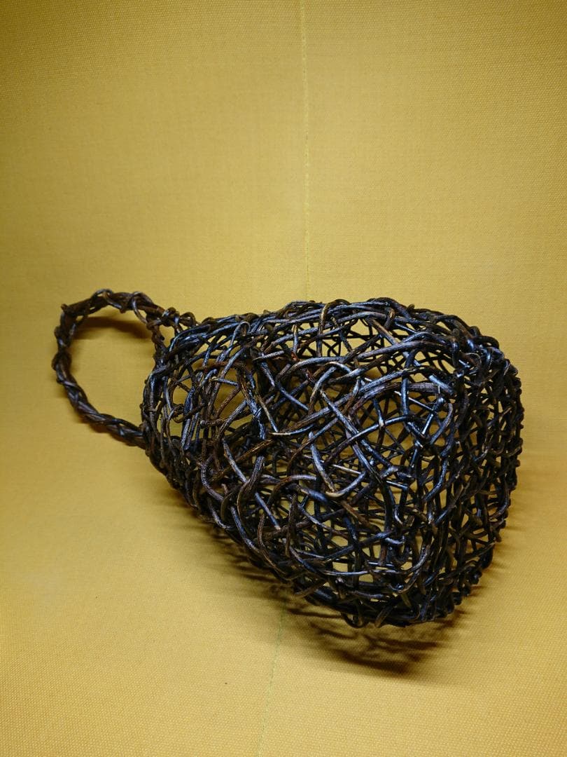 カゴ 花籠 蔓細工 オブジェ 置物 インテリア 工芸品 美術品 A1300