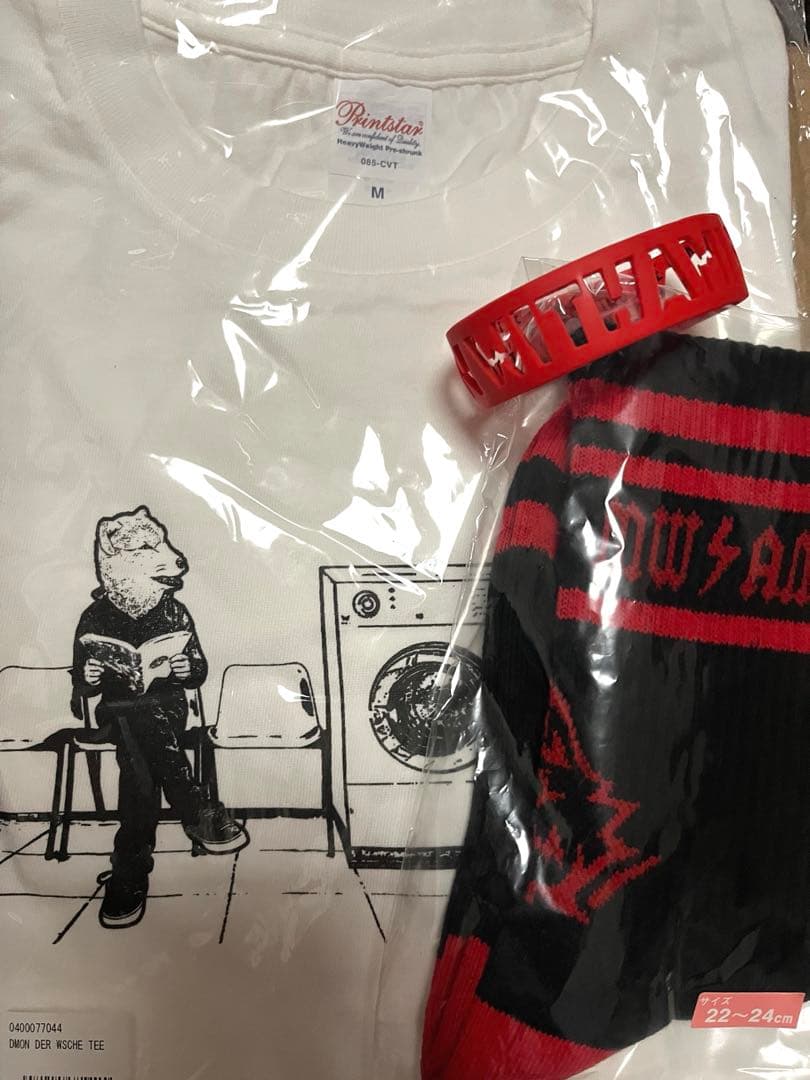 MAN WITH A MISSION ジャンケンジョニー コーデセット Tシャツ FWAMロゴTシャツ(ジャン・ケン・ジョニー) | MAN WITH A MISSION | FUN