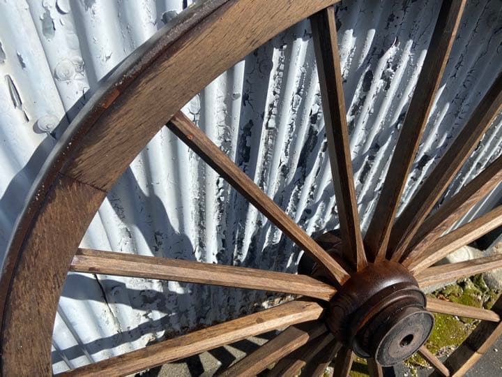 でかい木製車輪 アンティーク 90センチ