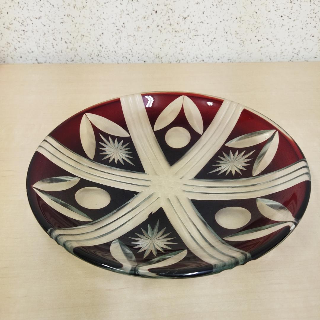 切り子ボウル カットガラス レトロ 花柄 赤色 径約24cm 皿
