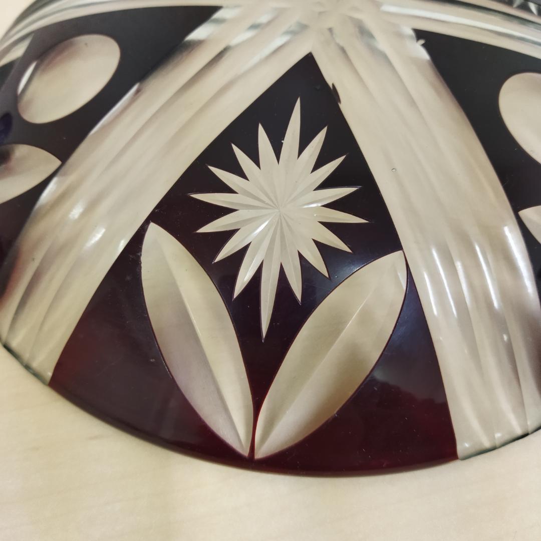 切り子ボウル カットガラス レトロ 花柄 赤色 径約24cm 皿