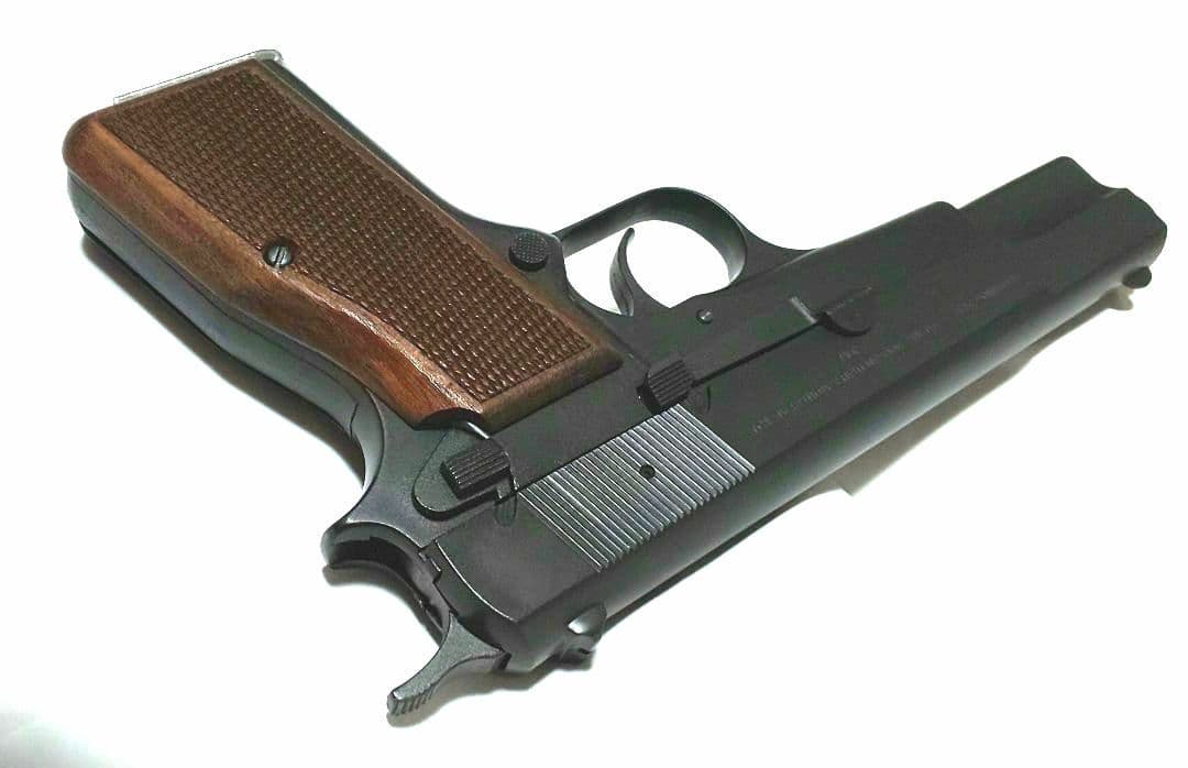 マルシン ブローニング・ハイパワー“コマーシャル“ （ショルダーホルスター付）