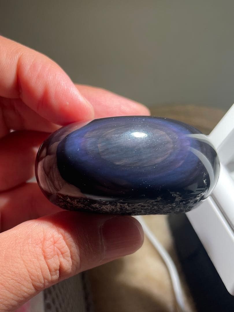 研磨品　十勝石玲瓏　ブルーパープルシラー　ほぼ全面磨き　レインボーオブシディアン