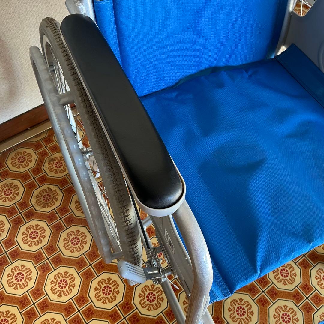 アルミ製車いす　TacaoF テイコブ　BM-02 自走用車椅子 アルミ