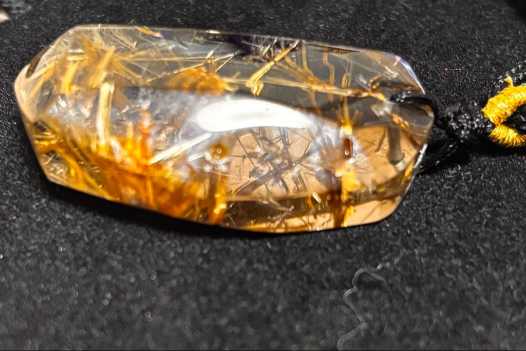 天然ルチルクォーツ ペンダント 高品質 金運石