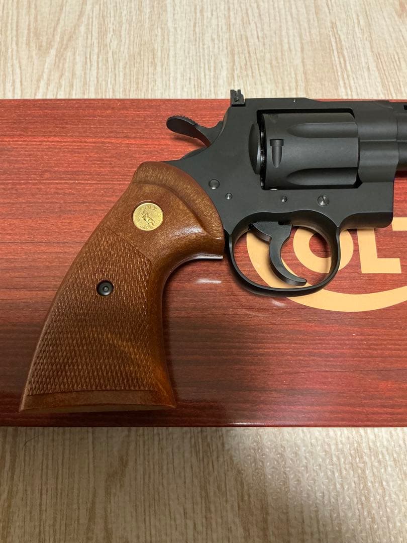 タナカ コルトパイソン.357マグナム 4インチ Rモデル ヘビーウェイト