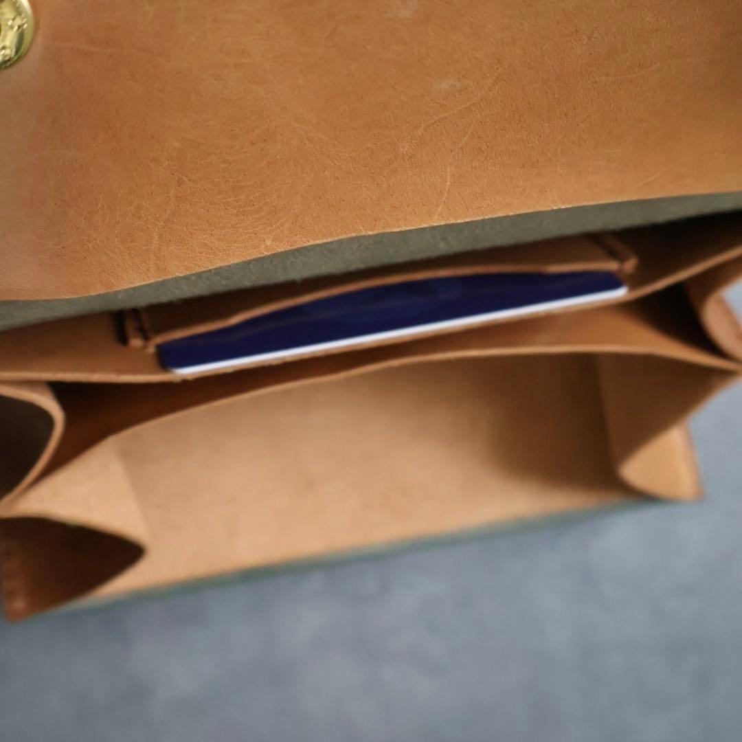 青と茶色の姫路レザー　コンパクト長財布