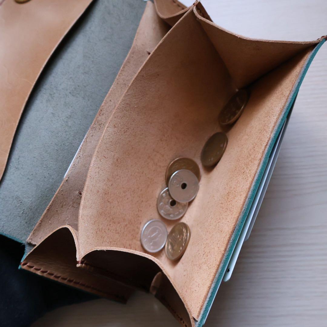 青と茶色の姫路レザー　コンパクト長財布