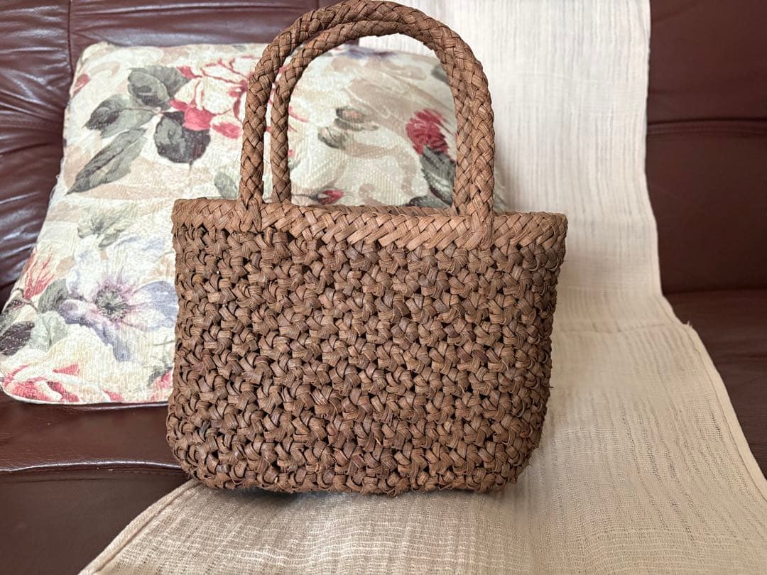 山葡萄かご 小ぶり 花結び オバール