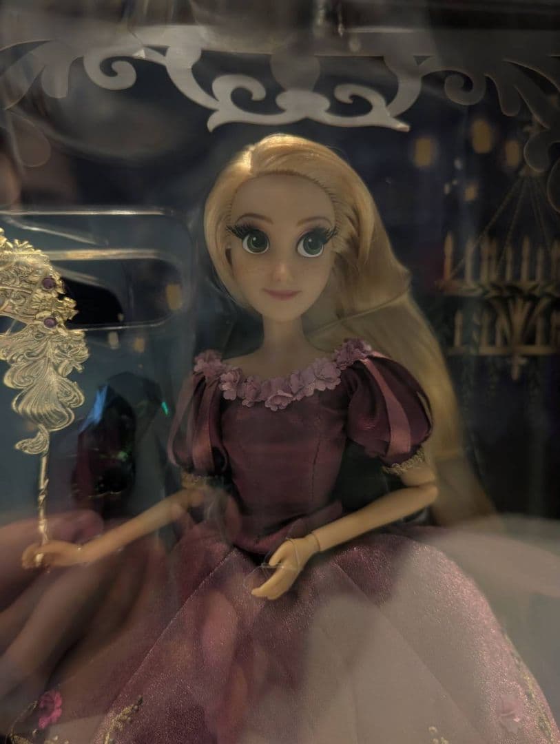 ディズニー　ラプンツェル　リミテッドドール　マスカレード