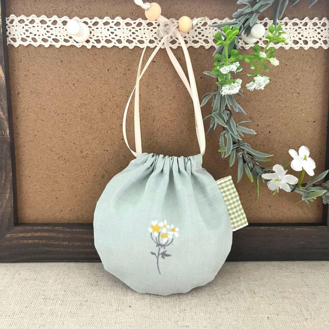 2408-24 手のひら巾着サシェ 香り袋 ミニフラワー SOLD→ご注文OK