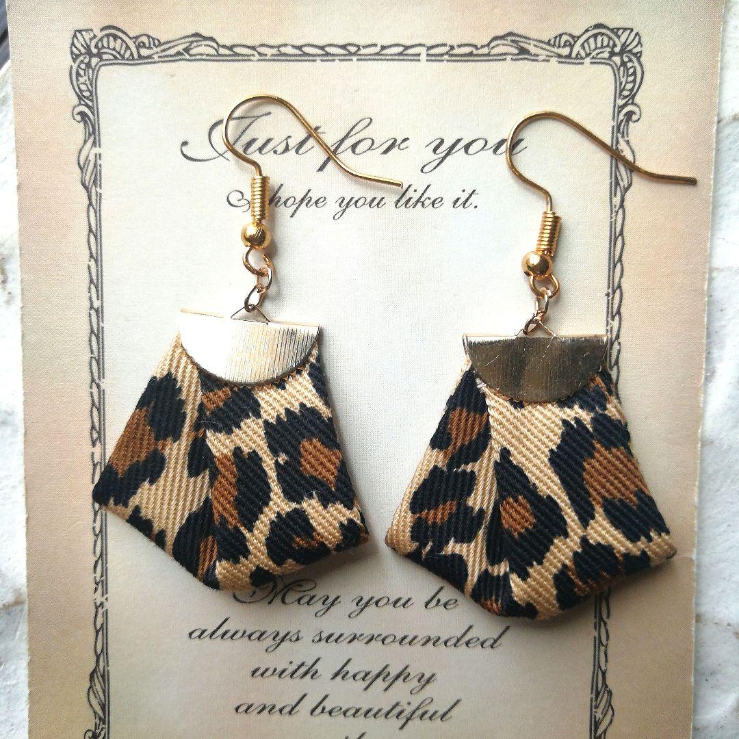 再34　レオパード　タッセル　リボン　ヒョウ柄　ブラウン　ピアス　イヤリング