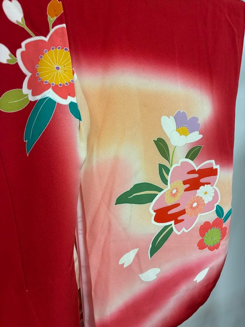 子供の着物　長襦袢付き　扇に花柄模様　七五三