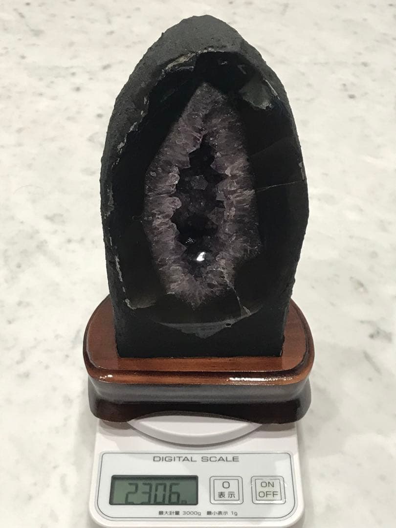 アメジストドーム(約2.3kg)