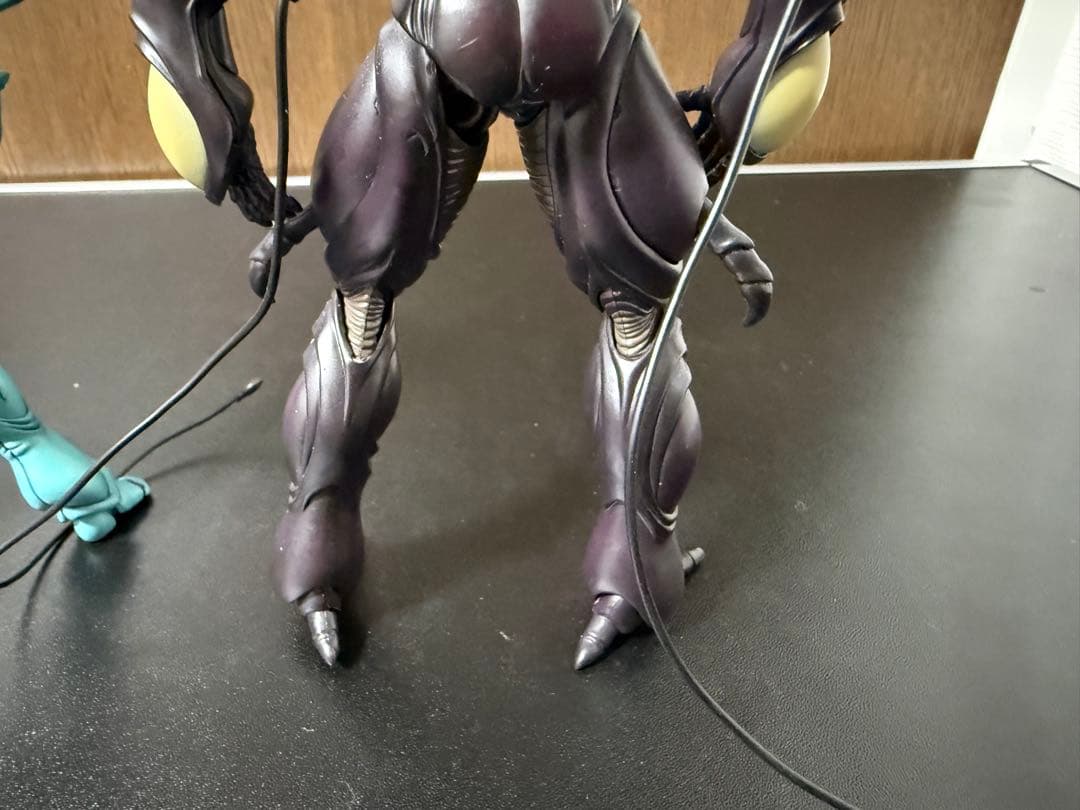 ガイバー　 強殖装甲ガイバー アプトム　フィギュア　ジャンク