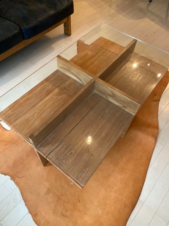 家具屋さんのローテーブル　美品