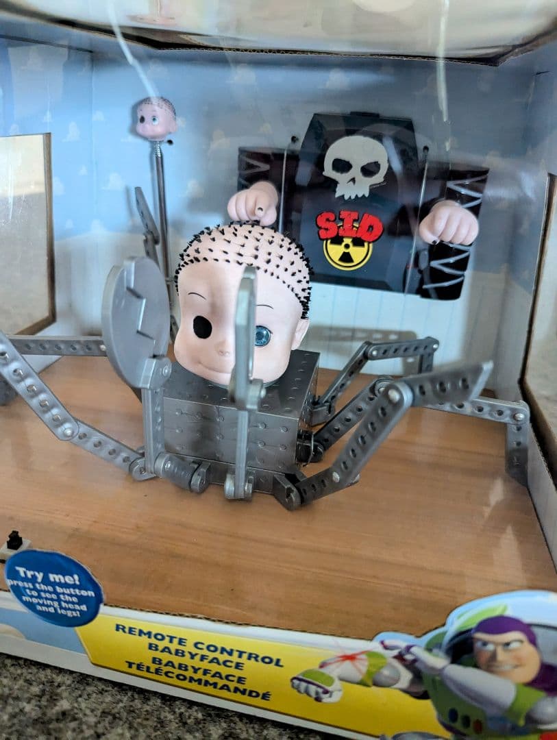 トイストーリー シド ベビーフェイス ラジコン フィギュア - メルカリ