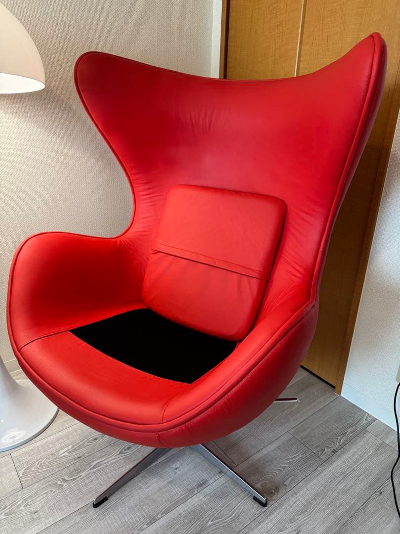 エッグチェア 赤 レザー