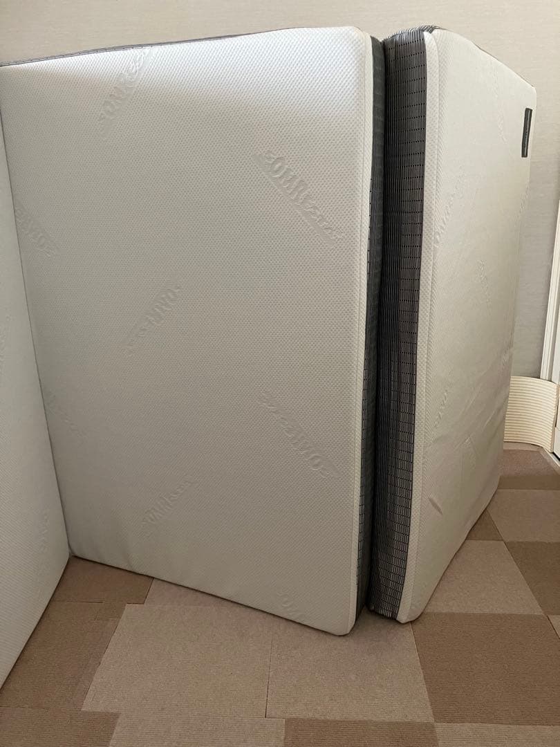 SOMRESTA ゼロギャップ 三つ折りマットレス シングル　厚さ9cm