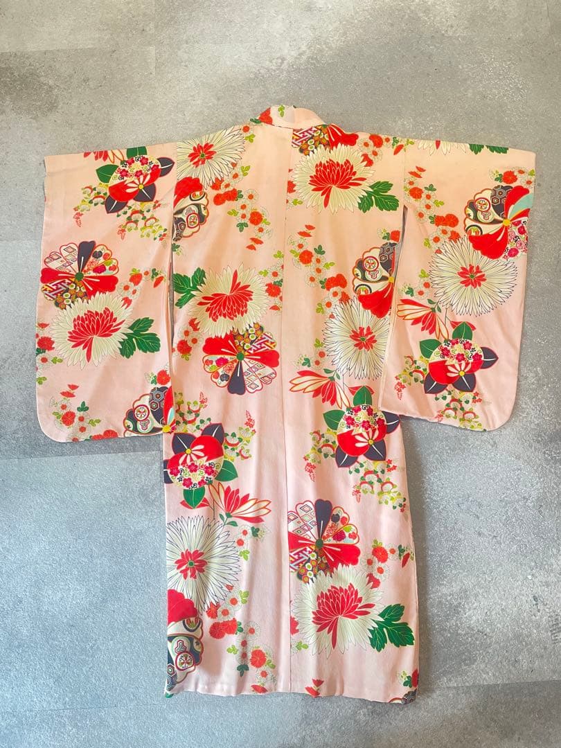 七五三7歳　着物　アンティーク　骨董品　ヴィンテージ　古典柄