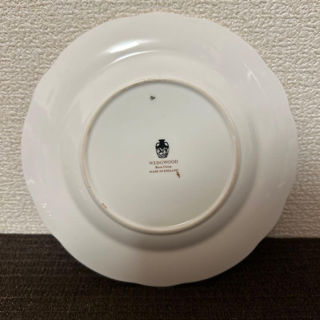 ウェッジウッド　トンキン　ルビー　デザートプレート　15.5cm