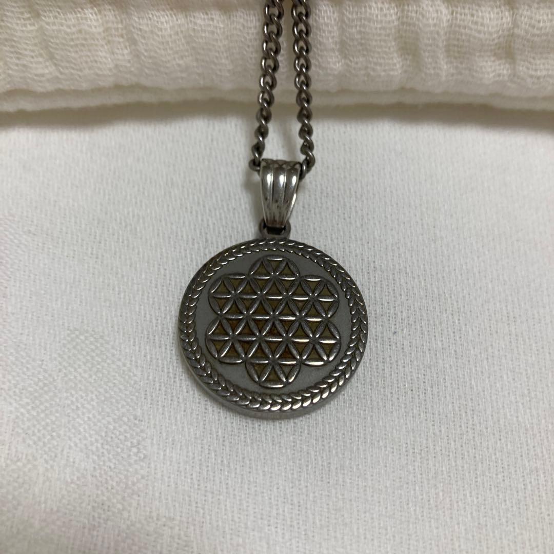 ナノバイブペンダント チタンチェーン付き インテンション - メルカリ