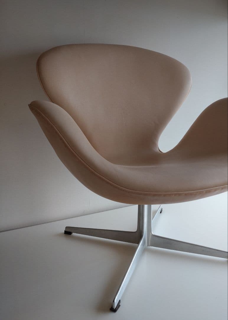 スワンチェア フリッツハンセン ナチュラルレザー フルベジタブルタンニン ヌメ革