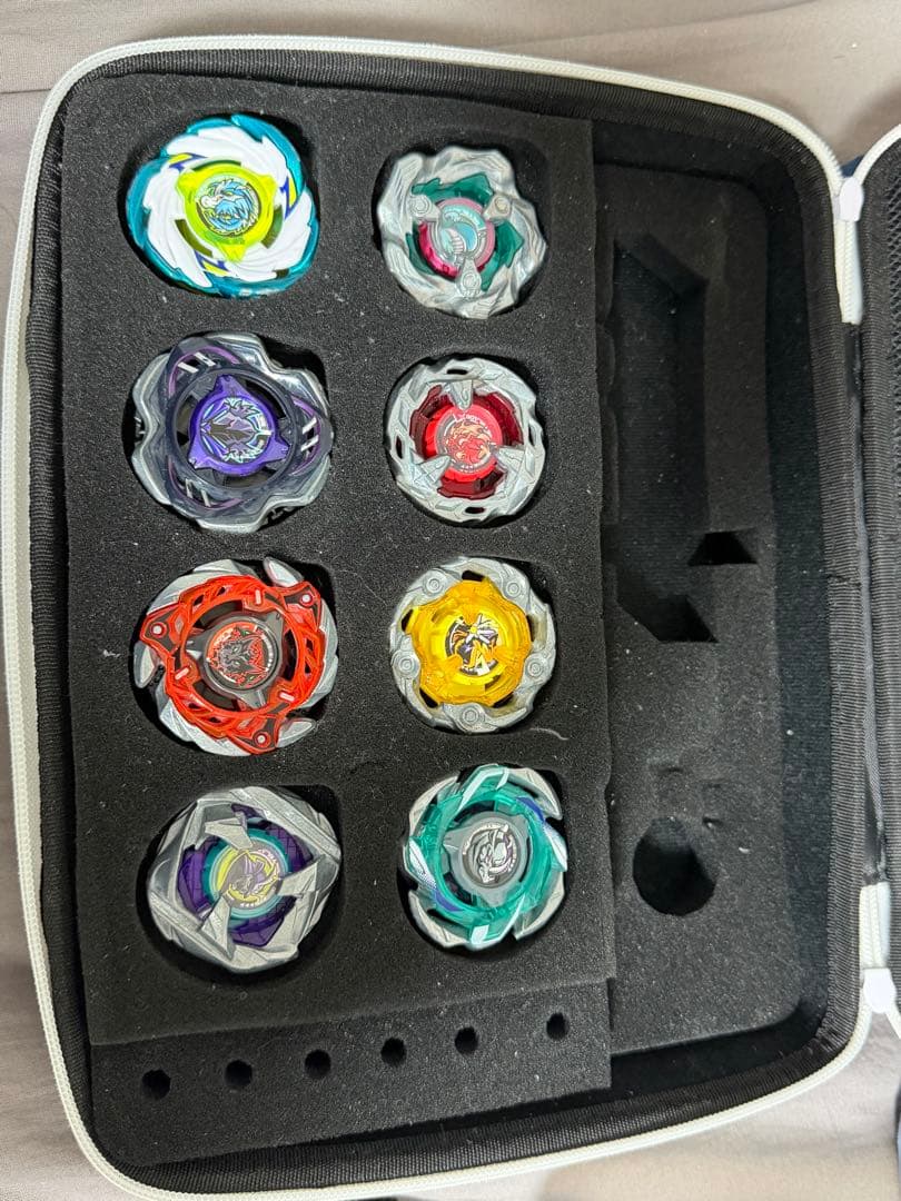 ベイブレード 引退品 8個 - メルカリ