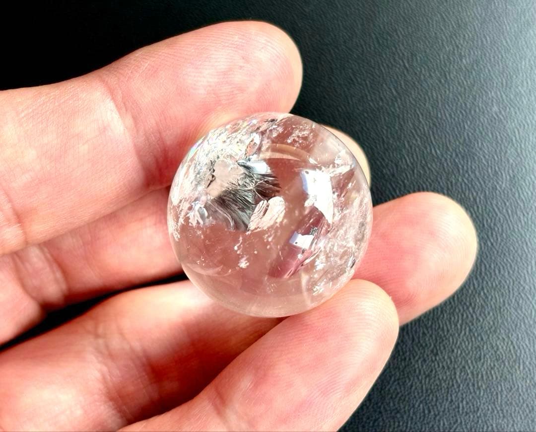 究極品質　永遠の愛を願う水晶の究極形態　虹のマスターウラルレムリアン極上スフィア