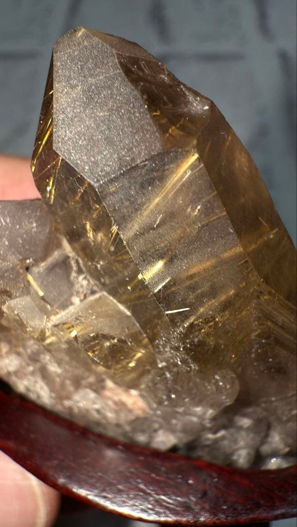 ⑤ブラジル産 タイチンルチルクォーツ マスター 原石クラスター 特注手彫専用台座