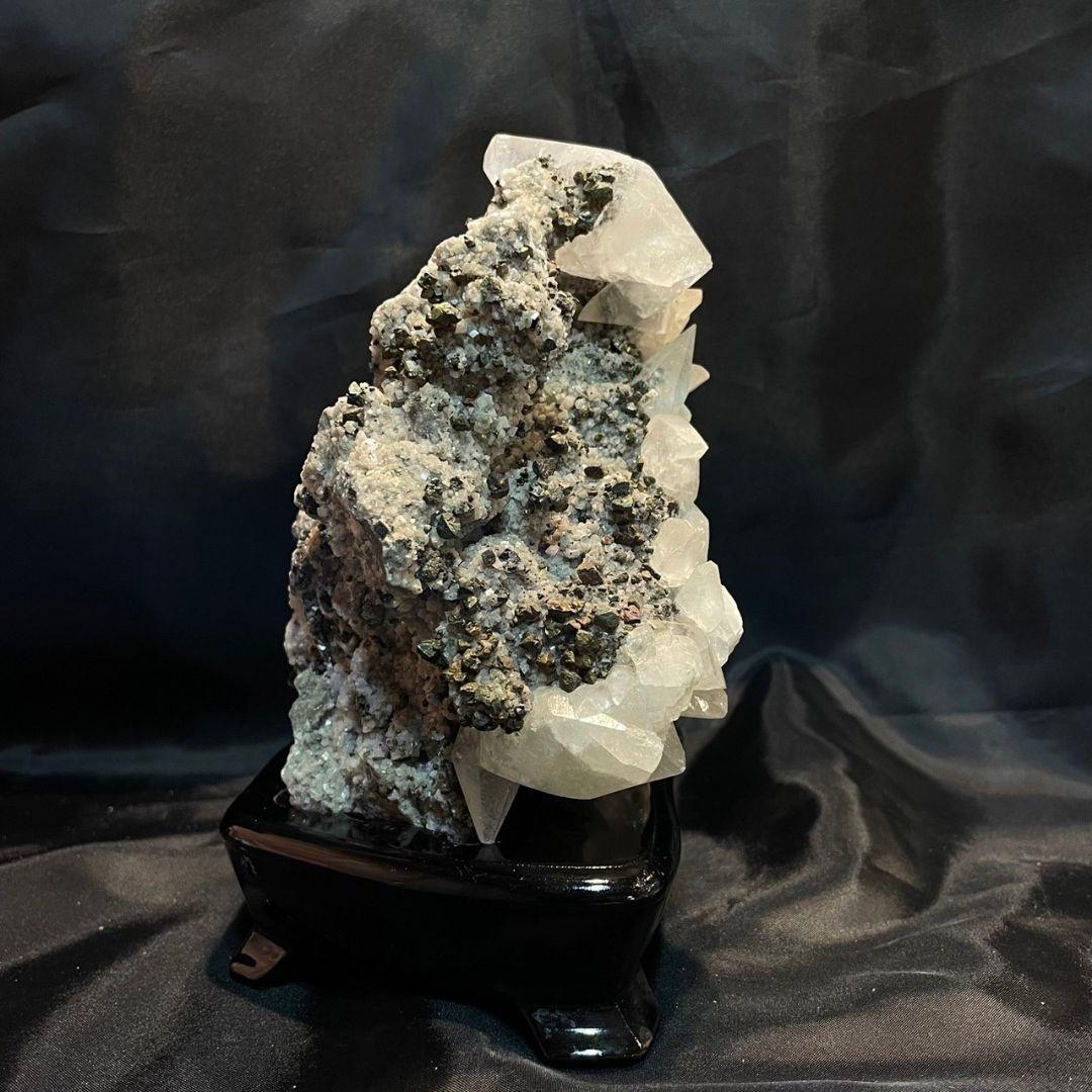 チャルコパイライト　カルサイト