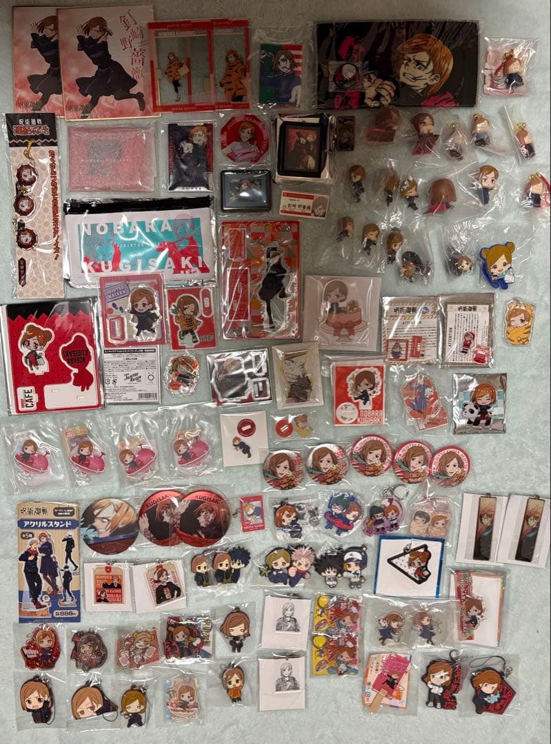 呪術廻戦 釘崎野薔薇 グッズまとめ 缶バッジ キーホルダー カード アクスタ他