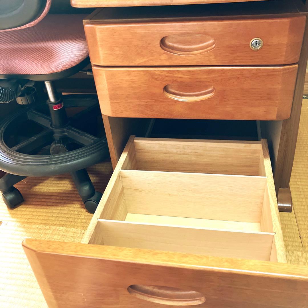 【値下げ中】くろがね学習机