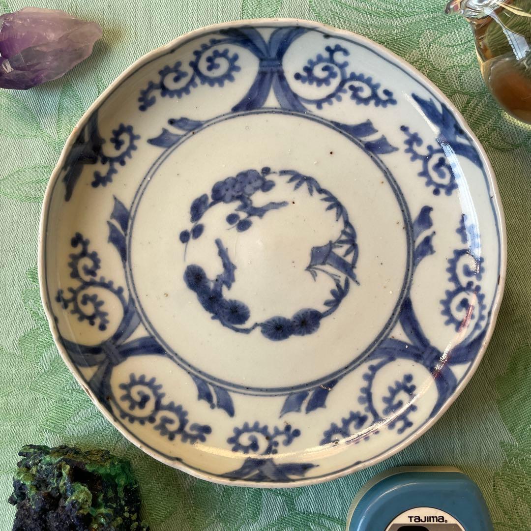 江戸中期　古伊万里　熨斗　松竹梅　吉祥紋様　染付　輪花型　中皿　6寸皿