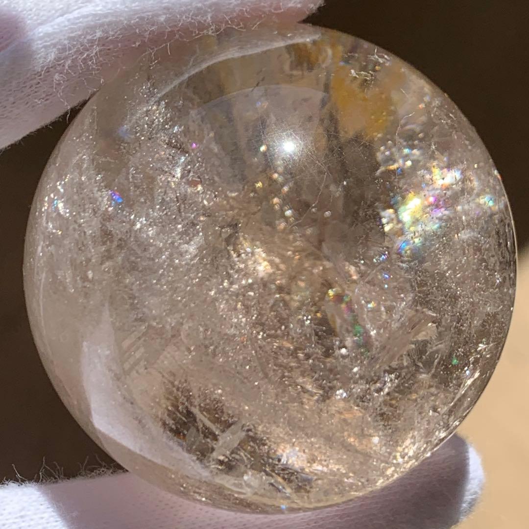 ライトスモーキークォーツ　スフィア　リモナイトイン　ブラジル産　天然石