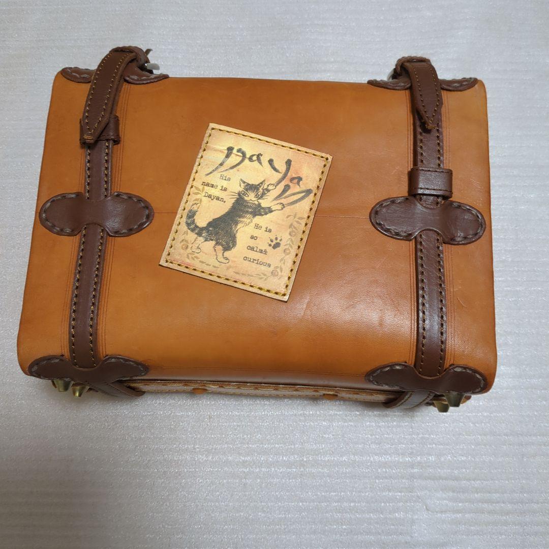 わちふぃーるど ダヤン レザー製トランク型バッグ - メルカリ