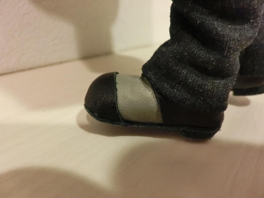 美品　一点物　羊毛フェルト作品　スーツのコアラの人形　羊毛倉庫