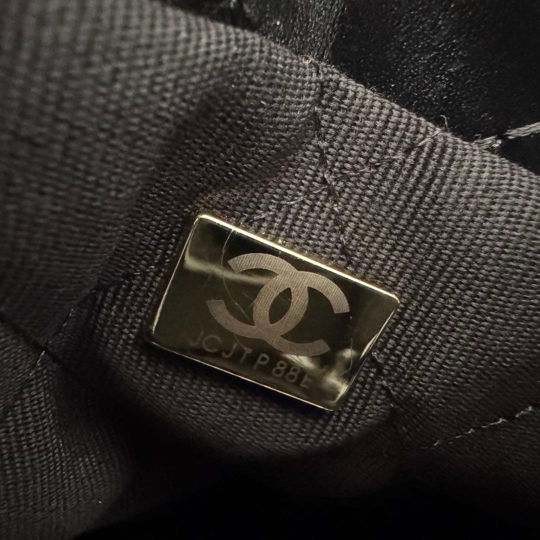 CHANEL ノベルティレザーショルダーバッグブラック 黒 ゴールド金具