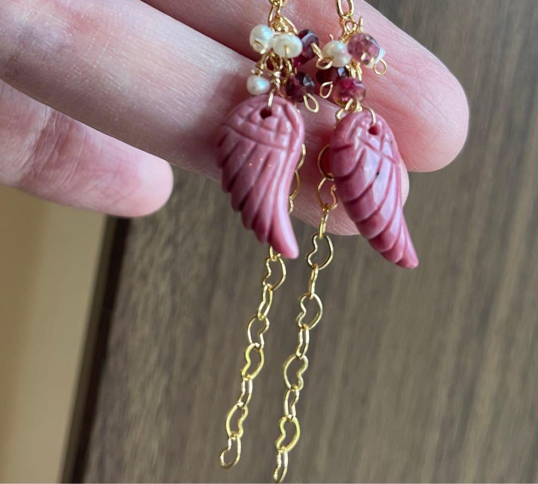 値下げシリシャスシスト羽カービング ピアスチャーム