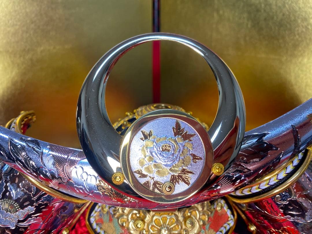 上杉謙信　東京久月　五月人形　銘木シリーズ　ホワイトオーク家紋付兜飾り収納セット